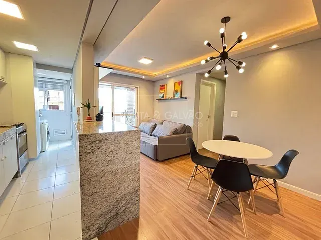 Apartamento com 56m² 2 quartos e 2 banheiros, à venda, no bairro Fanny em Curitiba