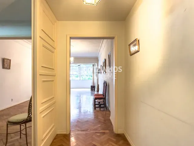 Apartamento com 213m² 4 quartos e 4 banheiros, à venda, no bairro Leme em Rio de Janeiro