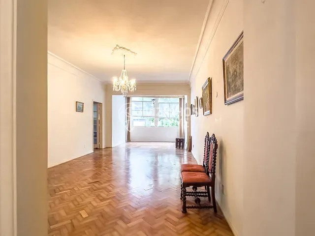 Apartamento com 213m² 4 quartos e 4 banheiros, à venda, no bairro Leme em Rio de Janeiro