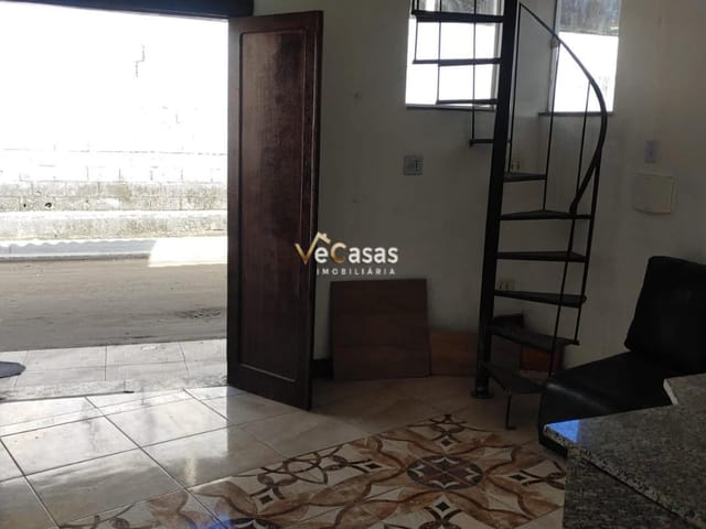 Apartamento com 40m² 1 quarto e 1 banheiro, para alugar, no bairro Jardim Miramar em Rio das Ostras