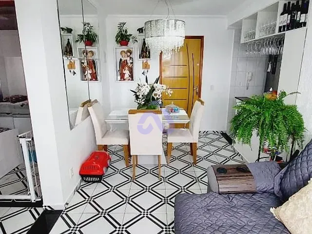 Apartamento 2 quartos e 1 banheiro, à venda, no bairro Parada XV de Novembro em São Paulo