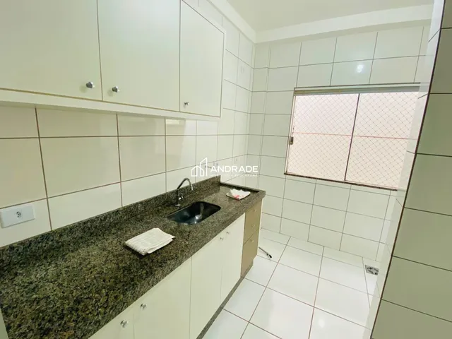 Apartamento 2 quartos e 2 banheiros, para alugar, no bairro Vila Shangri-La em Apucarana
