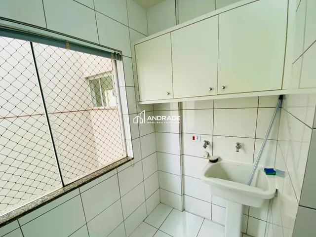Apartamento 2 quartos e 2 banheiros, para alugar, no bairro Vila Shangri-La em Apucarana