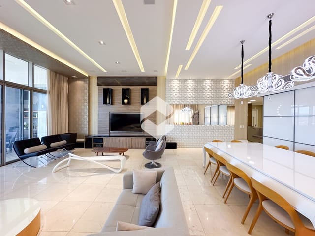 Apartamento com 370m² 4 quartos e 6 banheiros, à venda ou para alugar, no bairro Barra da Tijuca em Rio de Janeiro