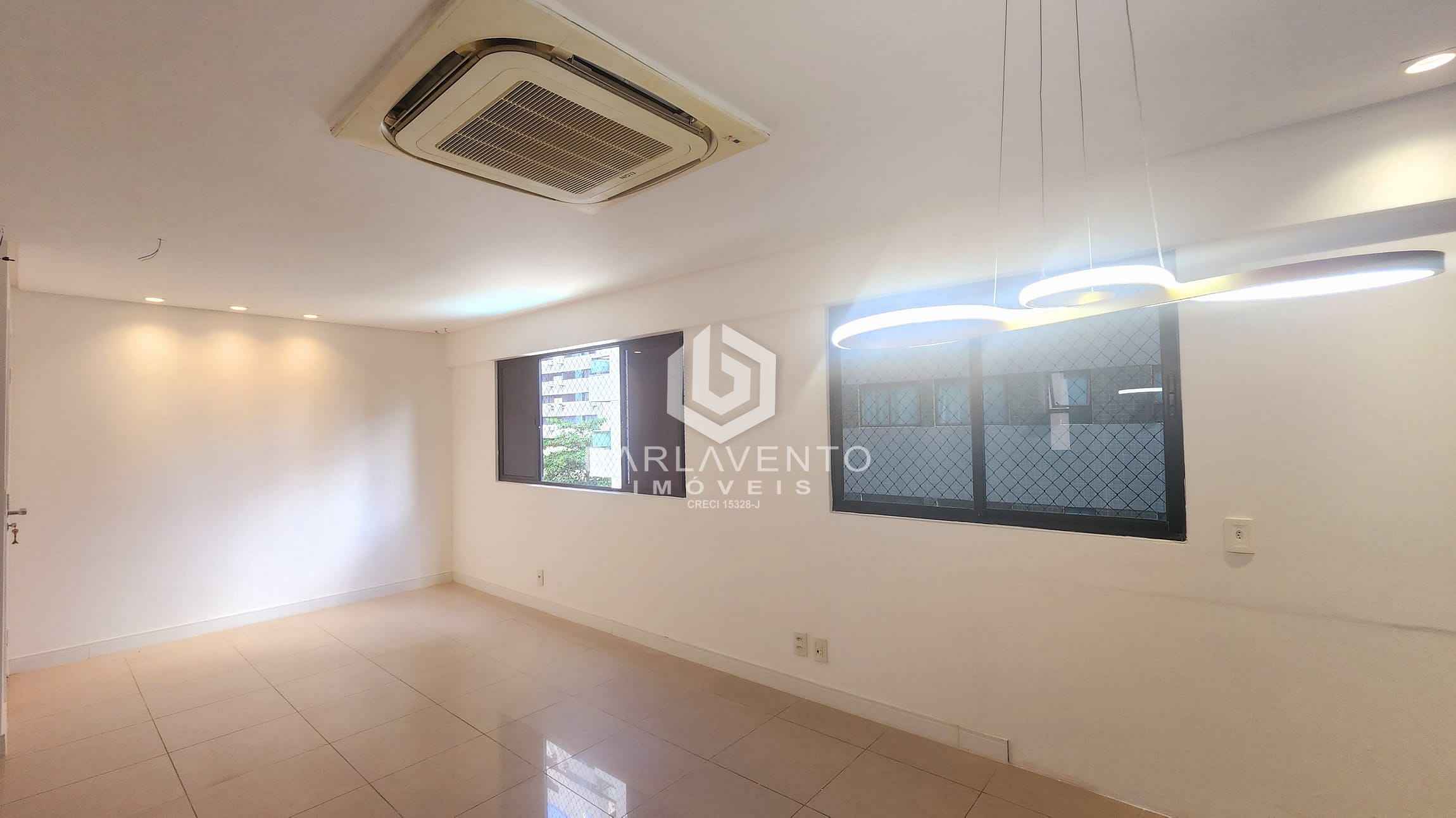 Apartamento à venda e aluguel com 2 quartos, 70m² - Foto 1