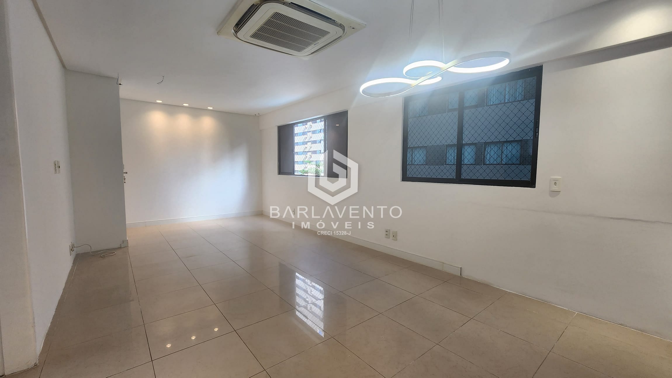 Apartamento à venda e aluguel com 2 quartos, 70m² - Foto 3