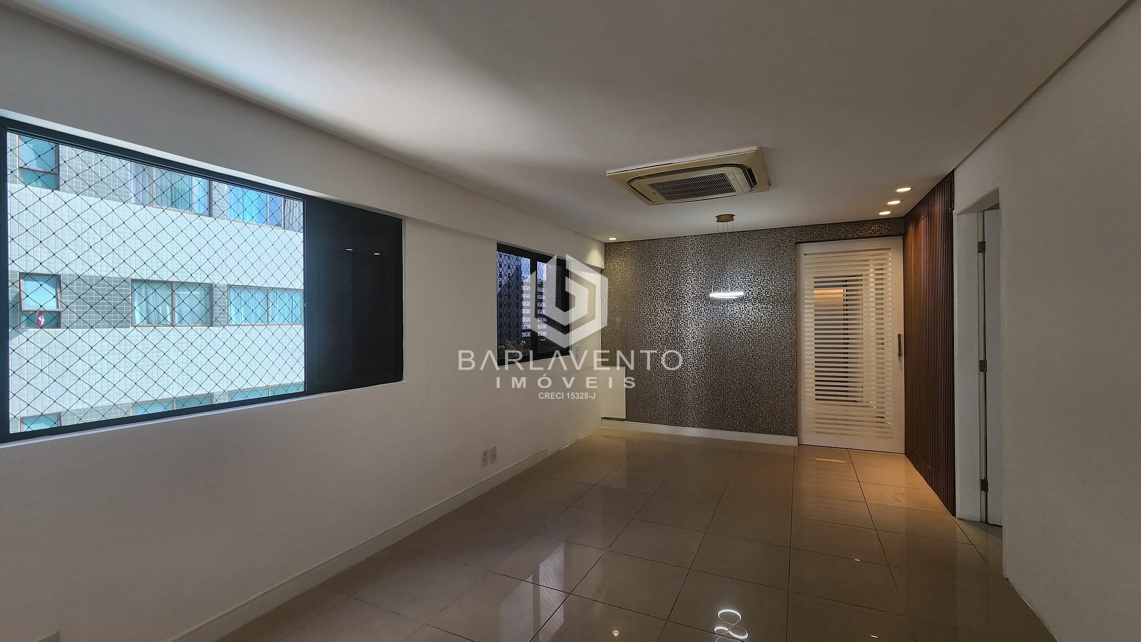 Apartamento à venda e aluguel com 2 quartos, 70m² - Foto 5
