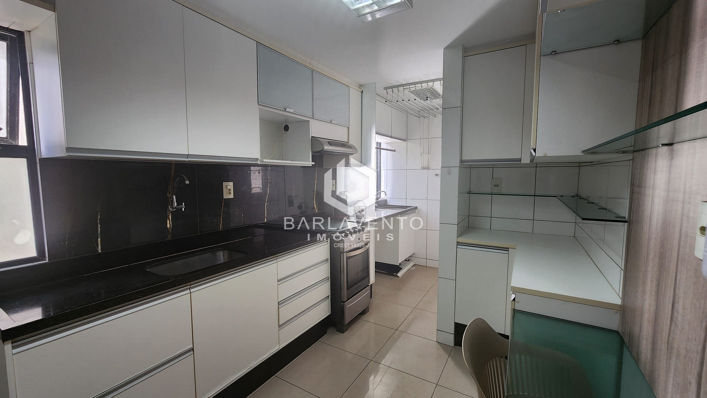 Apartamento à venda e aluguel com 2 quartos, 70m² - Foto 9