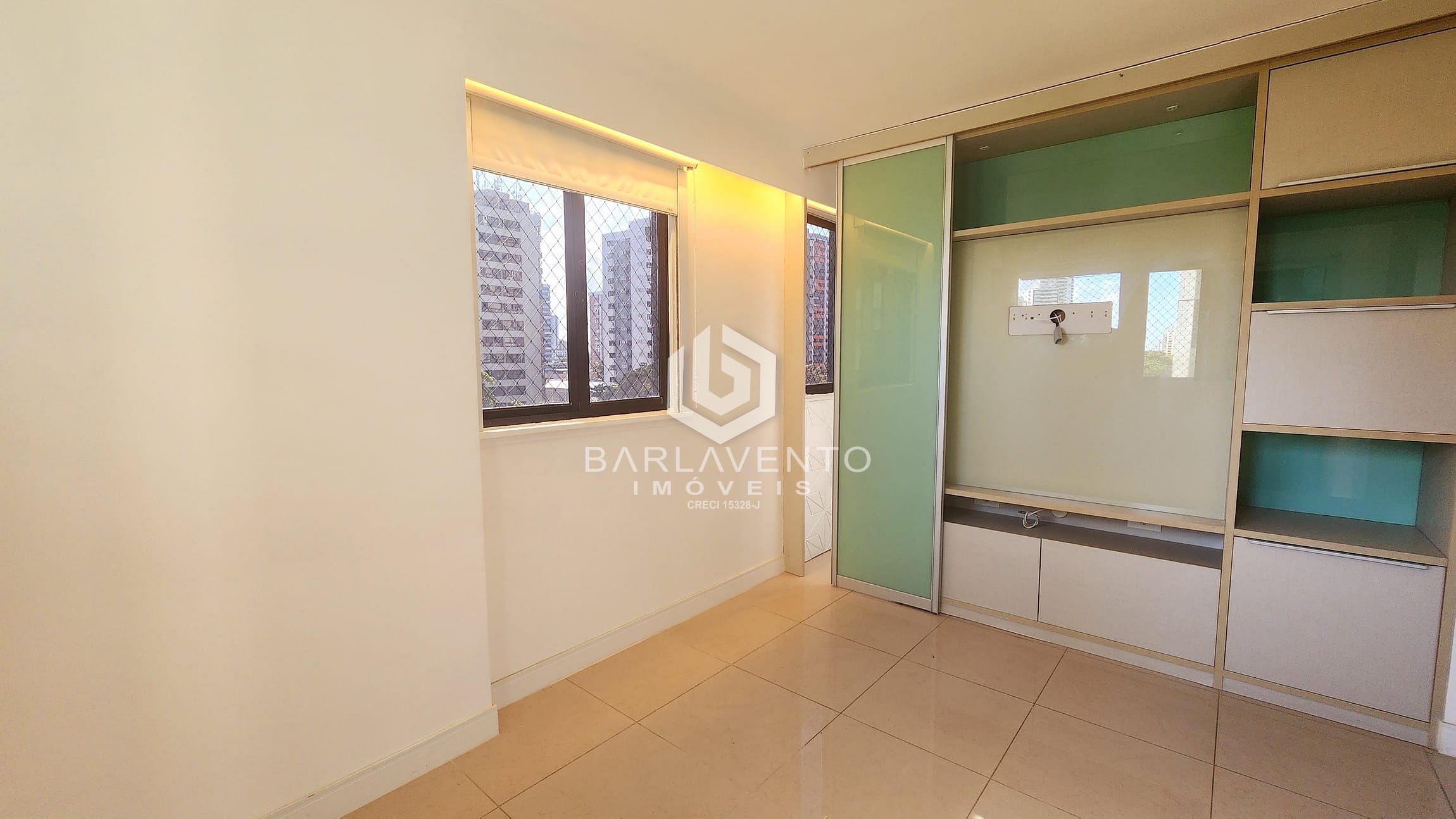Apartamento à venda e aluguel com 2 quartos, 70m² - Foto 27