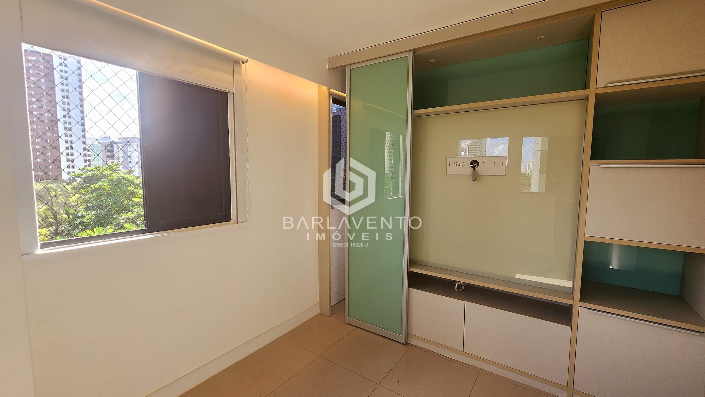 Apartamento à venda e aluguel com 2 quartos, 70m² - Foto 28