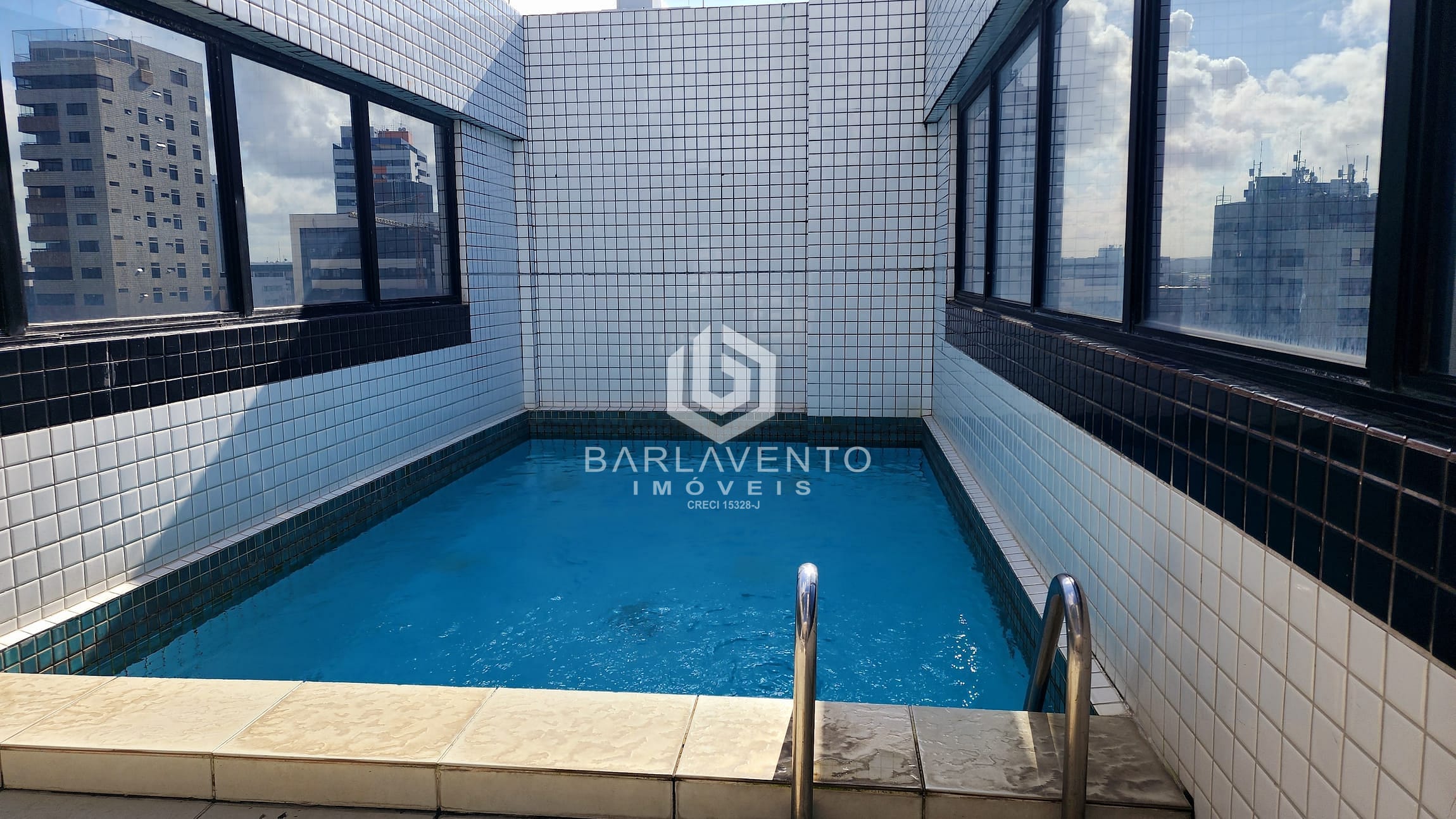 Apartamento à venda e aluguel com 2 quartos, 70m² - Foto 31