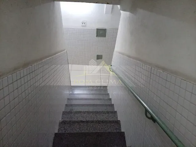 Apartamento 2 quartos e 1 banheiro, à venda, no bairro Centro em Juiz de Fora