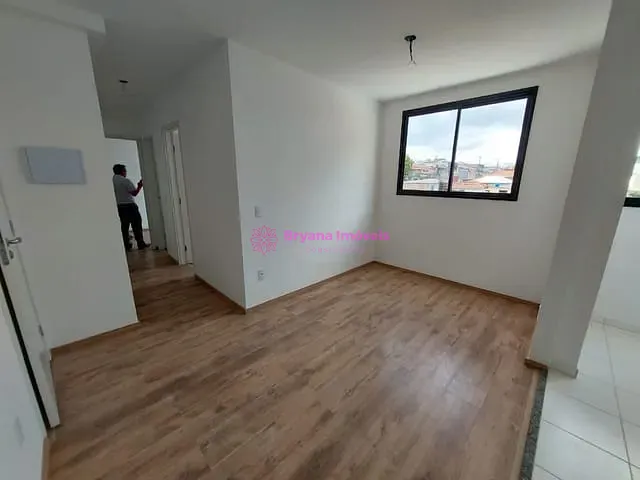 Apartamento com 45m² 2 quartos e 1 banheiro, à venda, no bairro Santa Maria em Santo André