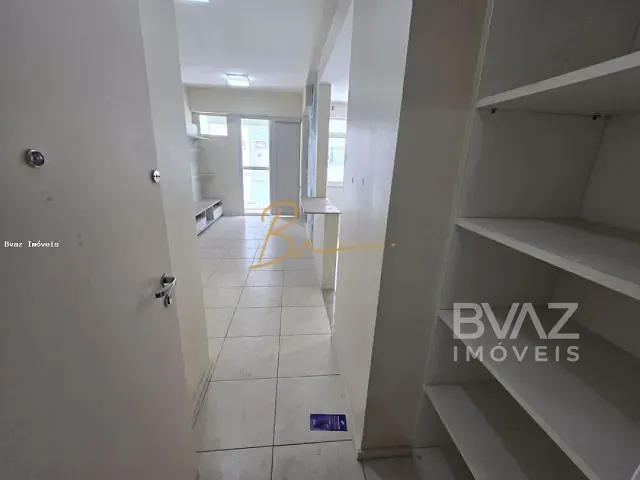 Apartamento com 60m² 2 quartos e 1 banheiro, para alugar, no bairro Parque Riviera em Cabo Frio