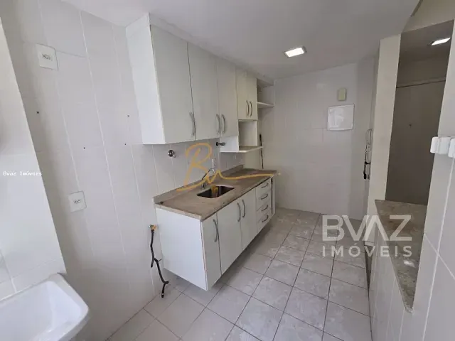 Apartamento com 60m² 2 quartos e 1 banheiro, para alugar, no bairro Parque Riviera em Cabo Frio
