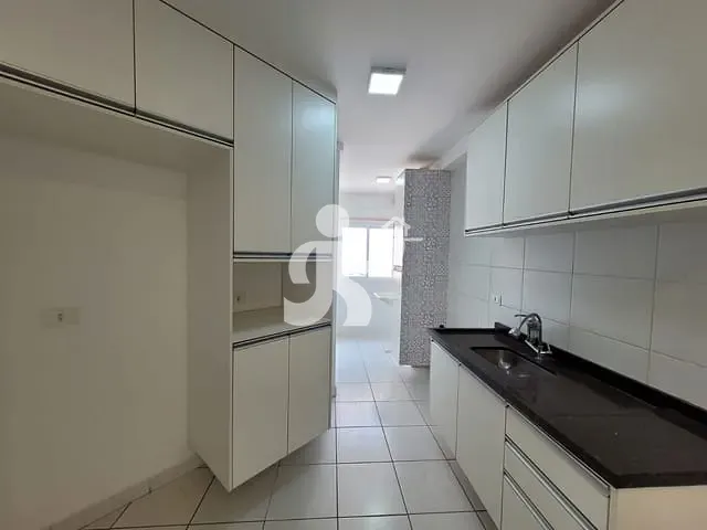 Apartamento com 70m² 2 quartos e 2 banheiros, à venda ou para alugar, no bairro Paulicéia em Piracicaba