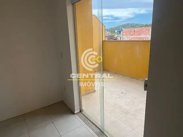 Apartamento com 70m² 2 quartos e 1 banheiro, à venda, no bairro Venda das Pedras em Itaboraí
