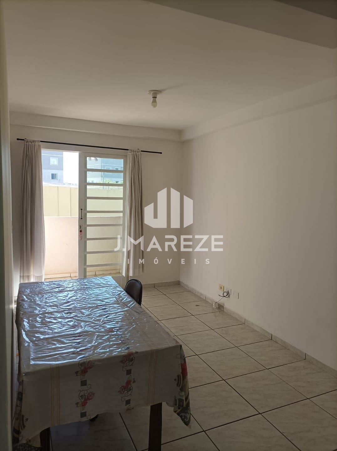 Apartamento à venda com 2 quartos, 45m² - Foto 3