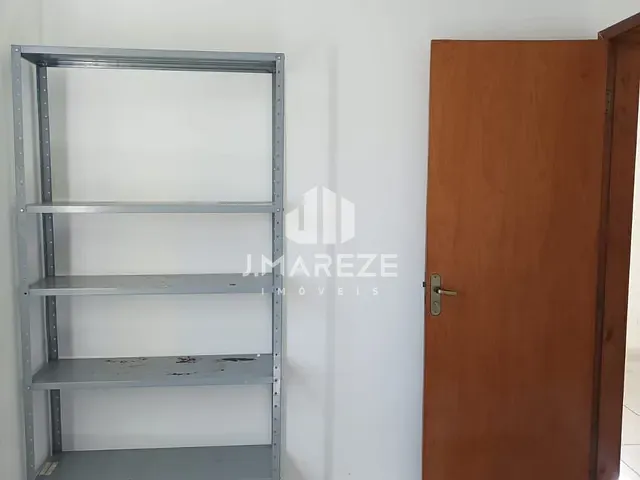 Apartamento com 53m² 2 quartos e 1 banheiro, à venda, no bairro Jardim Aeroporto em Apucarana