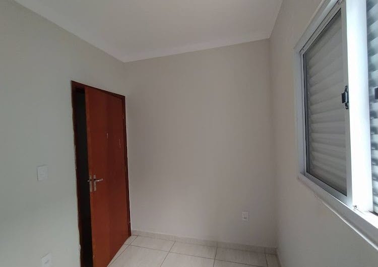 Apartamento à venda com 2 quartos, 64m² - Foto 11