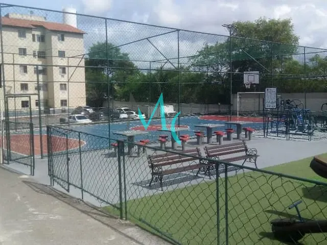 Apartamento 2 quartos e 1 banheiro, para alugar, no bairro Cosmos em Rio de Janeiro