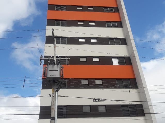 Apartamento com 70m² 2 quartos e 1 banheiro, à venda, no bairro Centro em Cambé