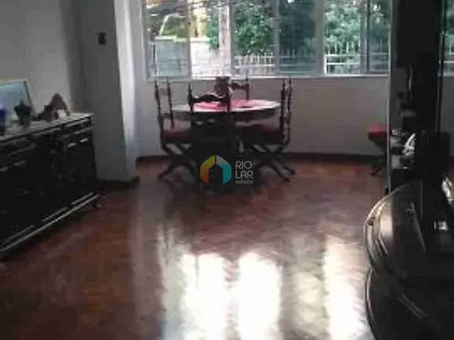 Apartamento com 114m² 3 quartos e 2 banheiros, à venda, no bairro Humaitá em Rio de Janeiro