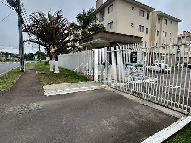 Apartamento com 61m² 2 quartos e 1 banheiro, à venda, no bairro Boqueirão em Araucária