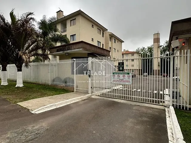 Apartamento com 61m² 2 quartos e 1 banheiro, à venda, no bairro Boqueirão em Araucária