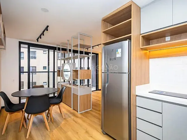 Apartamento com 33m² 1 quarto e 1 banheiro, à venda, no bairro Cristo Rei em Curitiba