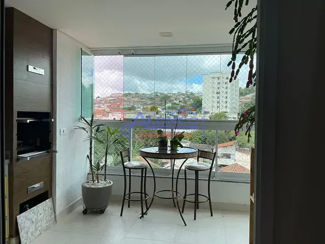 Apartamento com 92m² 3 quartos e 2 banheiros, à venda, no bairro Centro em Jacareí