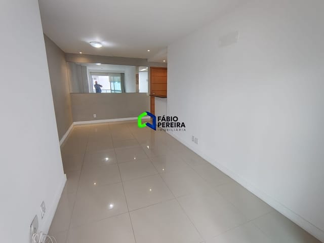 Apartamento com 75m² 2 quartos e 2 banheiros, à venda, no bairro Barra da Tijuca em Rio de Janeiro