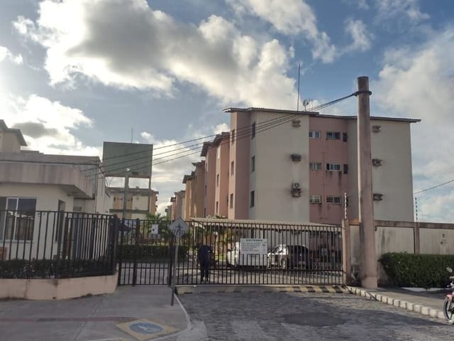 Apartamento 2 quartos e 1 banheiro, à venda, no bairro Marcos Freire 2 em Nossa Senhora do Socorro