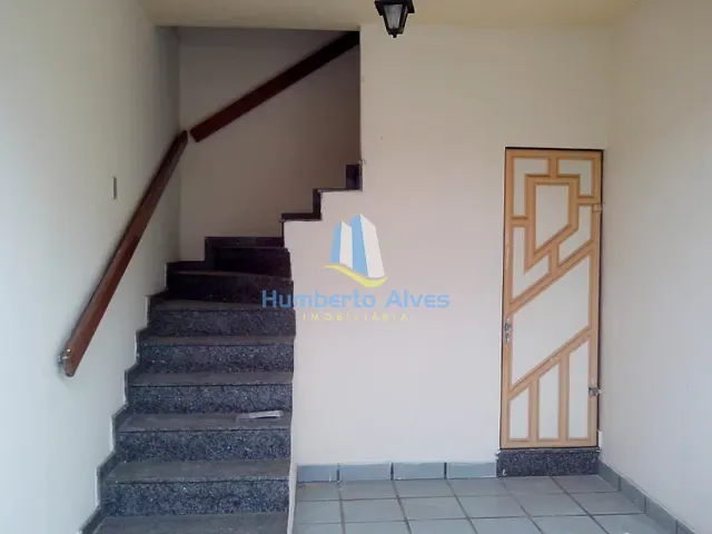 Apartamento 3 quartos e 1 banheiro, para alugar, no bairro Alto Maron em Vitória da Conquista