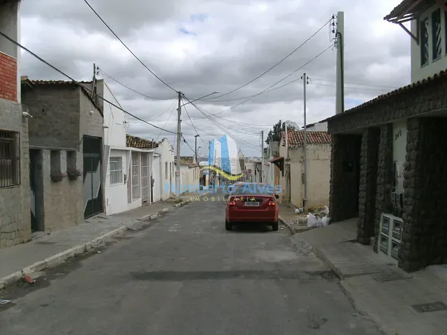 Apartamento 3 quartos e 1 banheiro, para alugar, no bairro Alto Maron em Vitória da Conquista