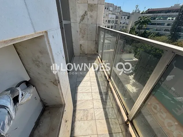 Apartamento 2 quartos e 3 banheiros, à venda, no bairro Humaitá em Rio de Janeiro