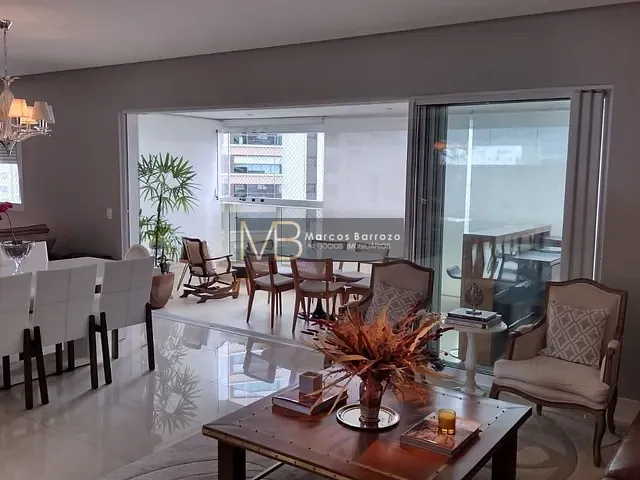 Apartamento 3 quartos e 5 banheiros, à venda, no bairro Gleba Fazenda Palhano em Londrina