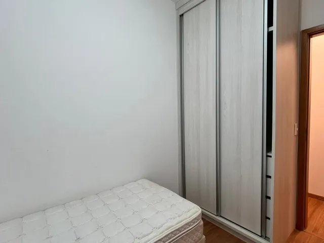 Apartamento com 113m² 3 quartos e 1 banheiro, para alugar, no bairro Gleba Fazenda Palhano em Londrina