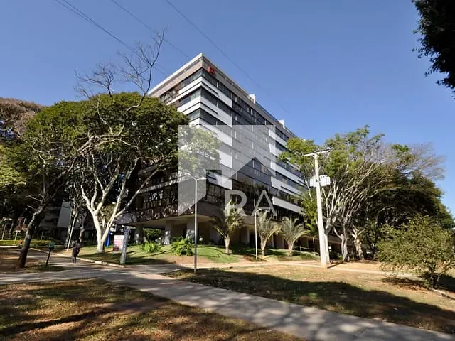 Apartamento com 194m² 4 quartos e 4 banheiros, à venda, no bairro Asa Norte em Brasília