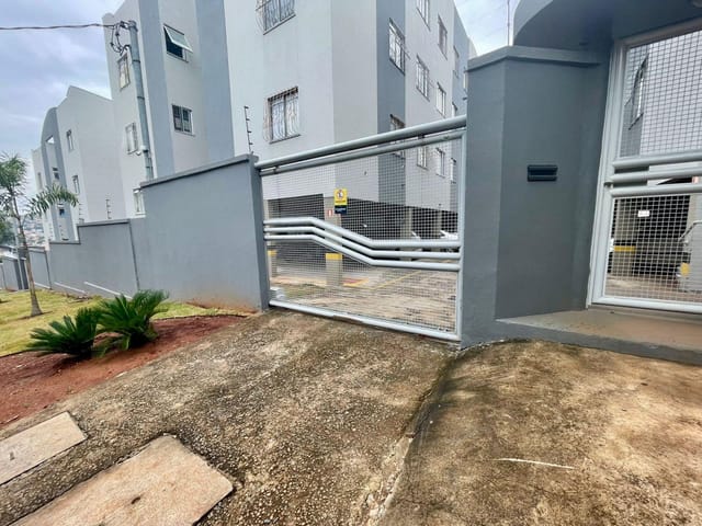 Apartamento 2 quartos e 1 banheiro, à venda, no bairro Candelária em Belo Horizonte