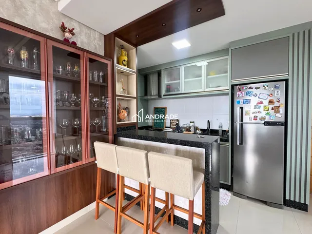 Apartamento com 188m² 3 quartos e 2 banheiros, à venda, no bairro Centro em Apucarana