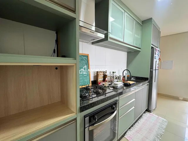 Apartamento com 188m² 3 quartos e 2 banheiros, à venda, no bairro Centro em Apucarana