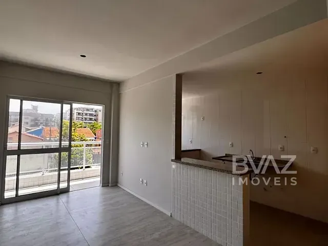 Apartamento com 67m² 2 quartos e 1 banheiro, à venda, no bairro Braga em Cabo Frio