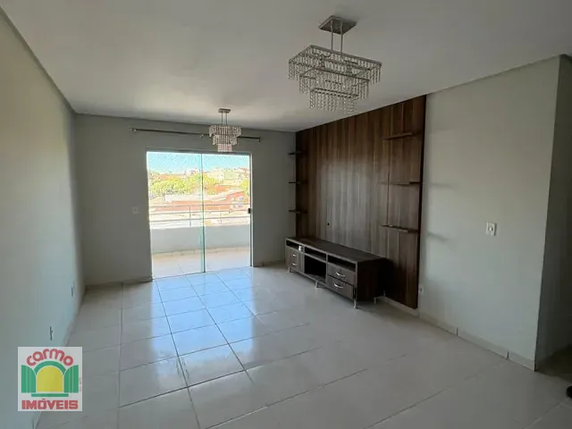 Apartamento 3 quartos e 2 banheiros, para alugar, no bairro Vila Góis em Anápolis