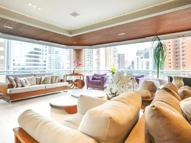 Apartamento com 205m² 4 quartos e 5 banheiros, à venda, no bairro Cidade Monções em São Paulo