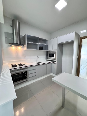 Apartamento com 98m² 3 quartos e 2 banheiros, à venda, no bairro Aeroporto em Nova Mutum