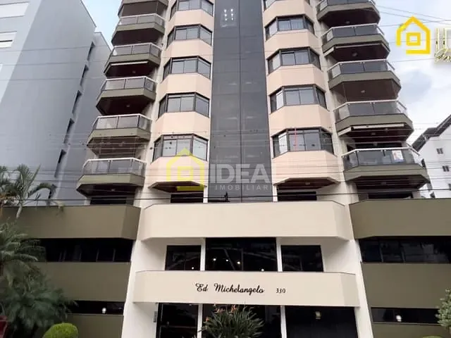 Apartamento 4 quartos e 3 banheiros, à venda, no bairro Centro em Concórdia
