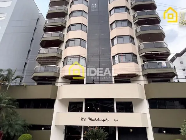 Apartamento 4 quartos e 3 banheiros, à venda, no bairro Centro em Concórdia