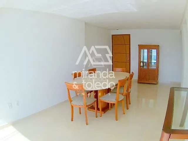 Apartamento com 83m² 2 quartos e 2 banheiros, à venda, no bairro Centro em Guarapari