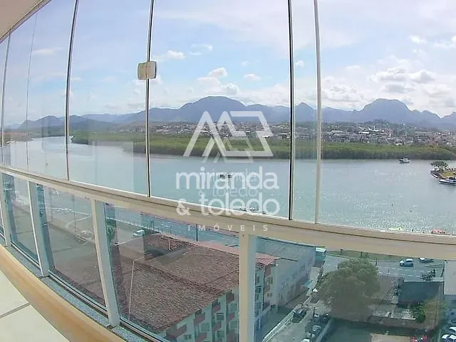 Apartamento com 83m² 2 quartos e 2 banheiros, à venda, no bairro Centro em Guarapari